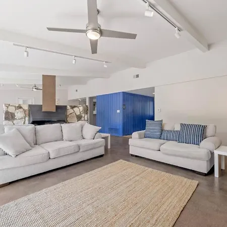 Oakdale Retreat With Pool & More